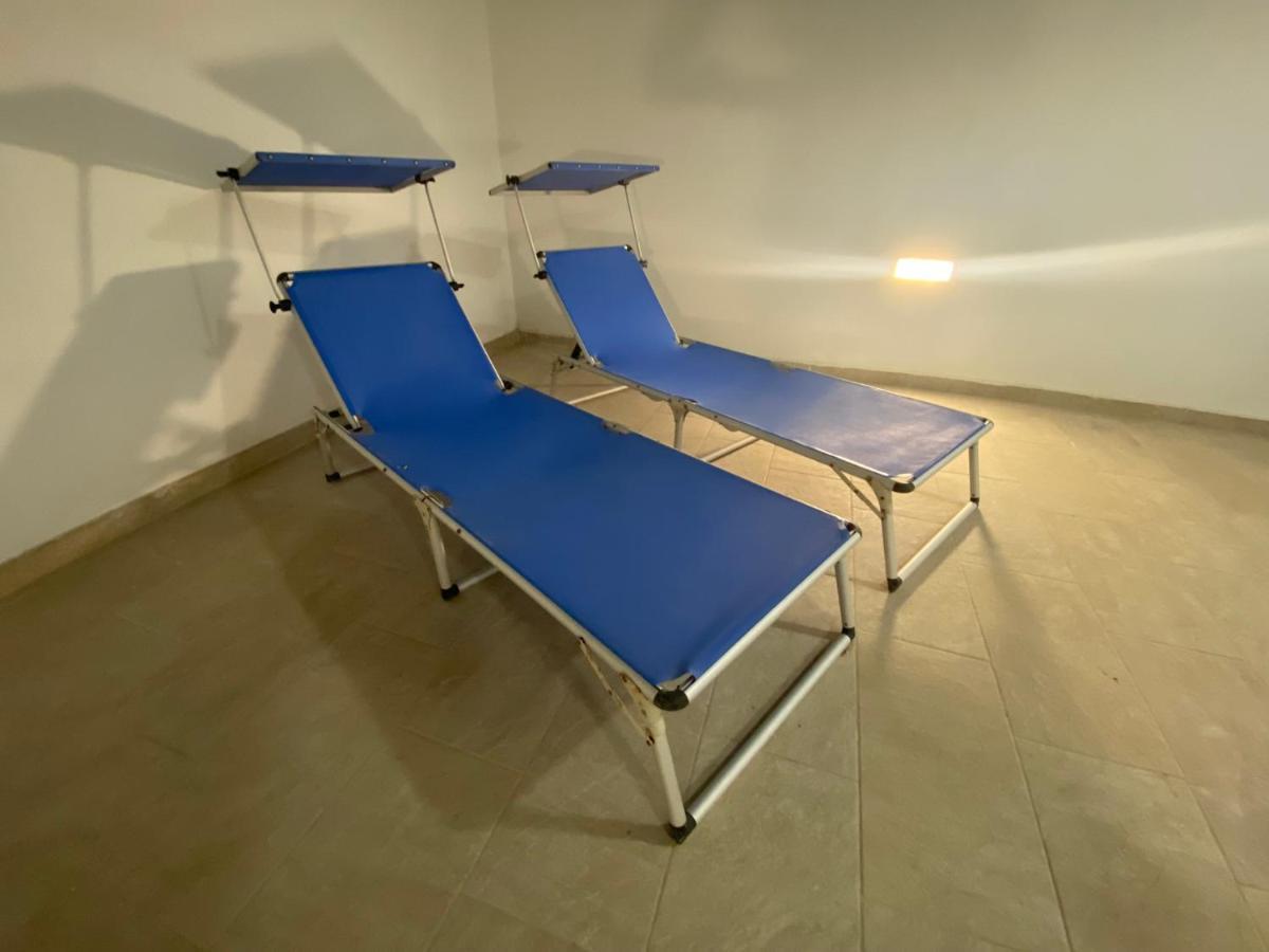 לוקה Modern Apartment With Large Outdoor Area - Sleeps 7, Close To Malta International Airport מראה חיצוני תמונה